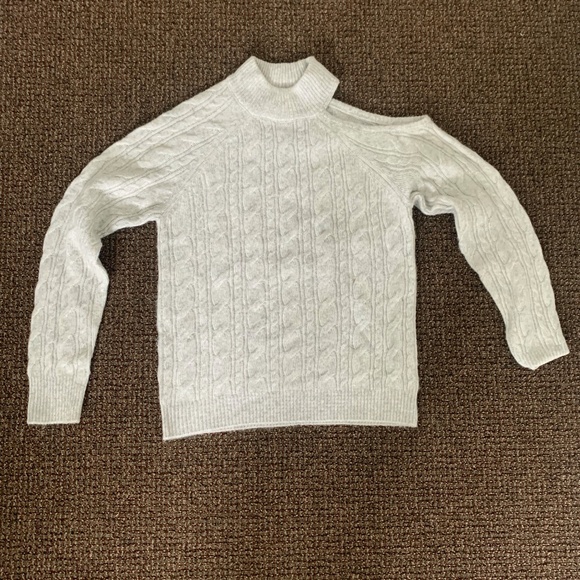 Rachel Zoe open shoulder knit sweater - Picture 1 of 2